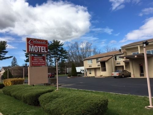 Colonade Motel East Windsor Kültér fotó